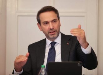 أنقرة تدعو لتوسيع اتفاق الطاقة مع بغداد ليشمل الغاز والكهرباء