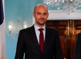 وزير الخارجية الفرنسي: منظومة مساعدات مؤسسة غزة الإنسانية “مخزية