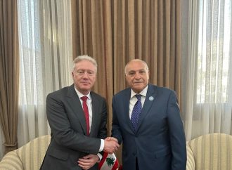 لقاء بين رجي ونظيره الجزائري لتعزيز العلاقات الثنائية