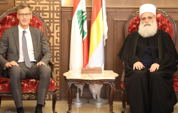 شيخ العقل عرض مع بلاسخارت موضوع السويداء والتقى سفيري هولندا وتونس وتواصل مع رئيس الهلال الاحمر السوري