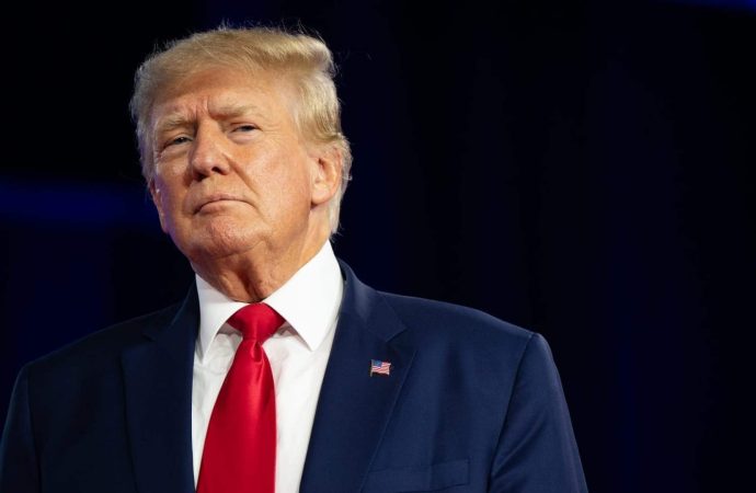 ترامب يفرض رسوما جمركية بنسبة 25% على الهند