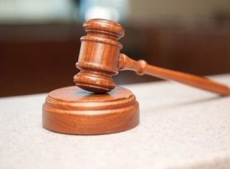 محكمة في ستوكهولم تدين سويدياً بقتل الطيار الأردني الكساسبة في سوريا