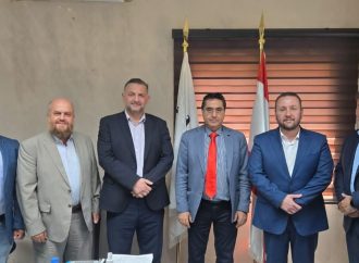 جامعة الجنان تتكفّل بإصلاح كامل آليات اتحاد بلديات الفيحاء وفوج الإطفاء: مبادرة نوعية تُعيد الأمل لأهالي المنطقة