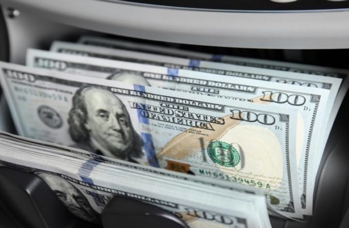 شركات واتصالات غير شرعية… لبنان رهينة الاقتصاد الأسود