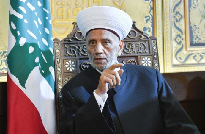 شراكة الرياض ودار الفتوى لمواجهة الفراغ السنّي في لبنان