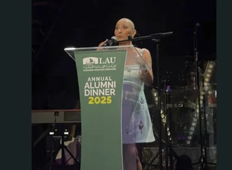 جامعة الـLAU تُكرّم هبة يزبك بجائزة التقدير لعام 2025 لإنجازاتها في العمل الإنساني والمواطنة العالمية