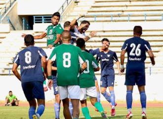 الأنصار توج بكأس بطولة الدوري في المدينة الرياضية واحتفالات شعبية في الملعب البلدي