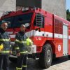 فرق الدفاع المدني تعمل للسيطرة على حرائق في الجنوب