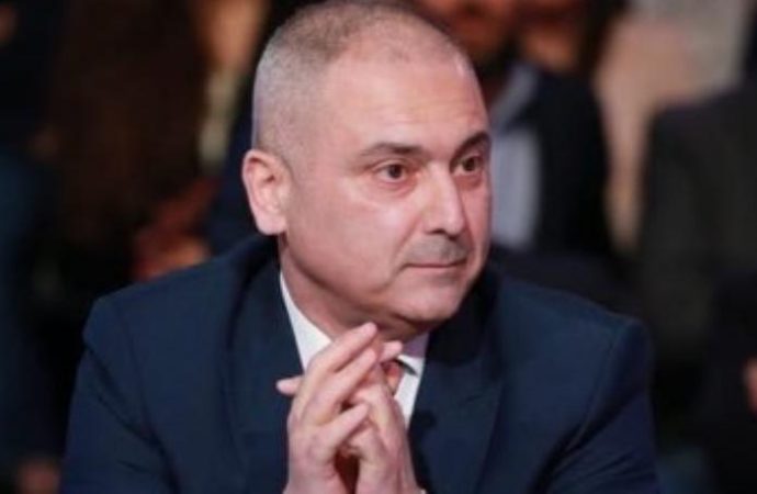 بعد تصريح ولايتي… محفوض يطالب الحكومة: السفير الإيراني غير مرغوب فيه