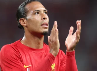 فان دايك يصف اللعب مع ليفربول بعد رحيل ديوغو جوتا