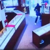 بـ 90 ثانية فقط.. سرقوا مجوهرات بقيمة 2 مليون دولار
