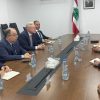 رجّي: الحكومة تسعى بكل حكمة وتروٍّ لمعالجة مسألة “حصر السلاح