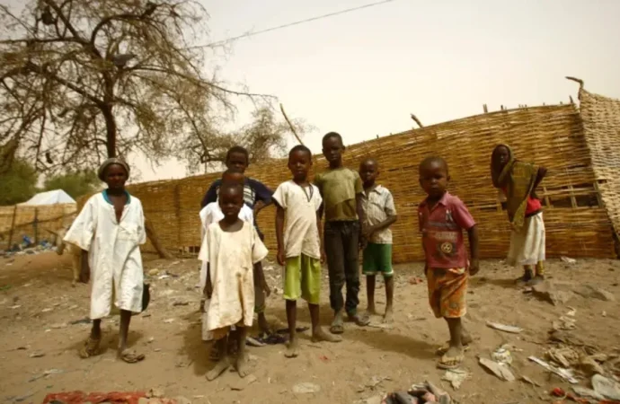 واشنطن ودول حليفة تدعو إلى “هدنات إنسانية” في السودان