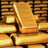 الذهب يتراجع مع صعود الدولار والأسواق تترقب قرارات ترامب