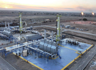 أسعار النفط تستقر وسط ترقب لتأثير فرض رسوم جديدة على الهند