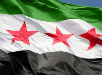 وزارة الصحة السورية: 4 ضحايا بينهم طفلان واصابة 5 جراء انفجار داخل مبنى سكني في إدلب