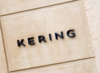 صحيفة إيطالية: كيرينغ تجري محادثات مع قطر لبيع مبنى في ميلانو