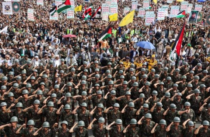 تضامناً مع غزة وتنديداً بالعدوان الإسرائيلي.. مظاهرات حاشدة في عدة مدن عربية وغربية!