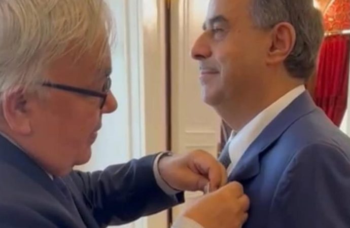 وسام رفيع من بوتين لشخصية لبنانية