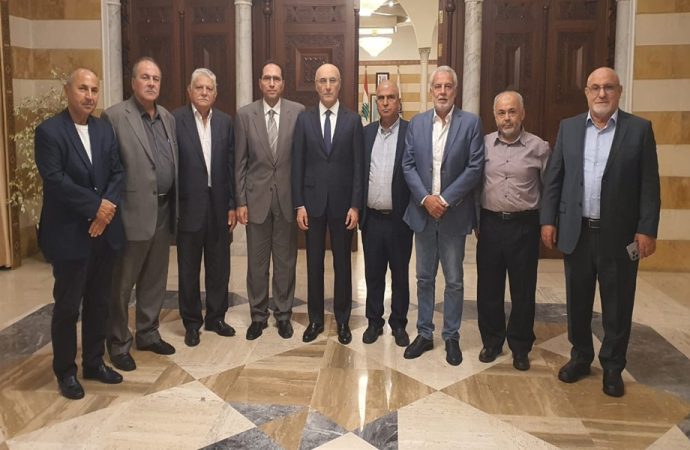 نقابة أصحاب محطات المحروقات بحثت في ملفات التراخيص