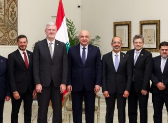 الرئيس عون: فلنخرج من الزواريب الطائفية والحزبية