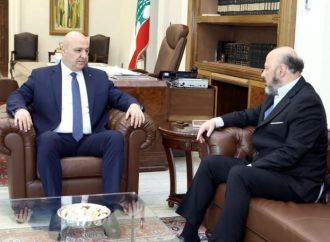 لقاء بين الرئيس عون والرياشي