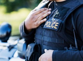 بعد اعترافه بالذنب.. سجن مواطن أمريكي عامين لتهديده مؤسسات يهودية