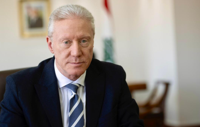 رجّي: قرار الحكومة حاسم ونهائي ولا عودة إلى الوراء