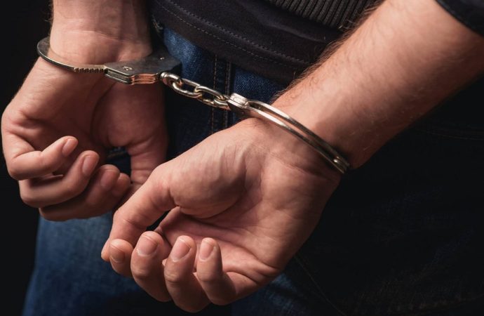 توقيف أعضاء شبكة تقوم بأعمال منافية للآداب