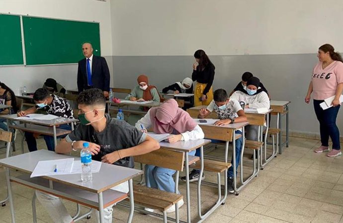 نتائج الامتحانات الرسميّة لشهادتي الامتياز الفني والمشرف المهني تصدر عند السابعة مساء