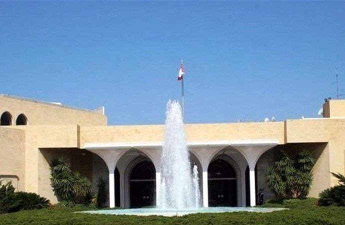 الأنظار تتجهُ الى جلسة مجلس الوزراء غداً..