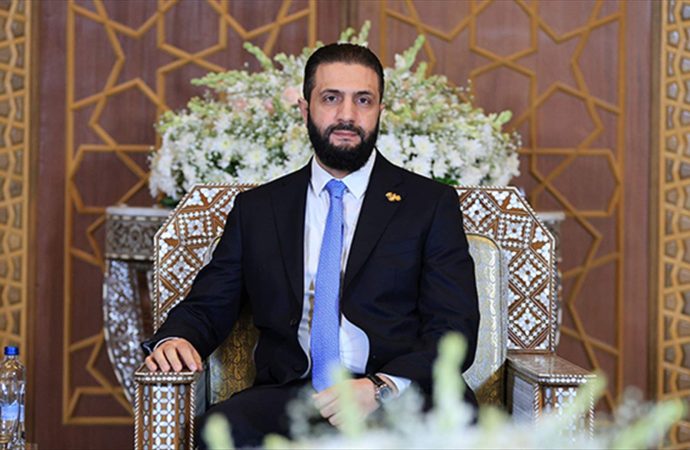 الشرع بحث مع وزير الخارجية التركي التطورات وتعزيز التعاون المشترك