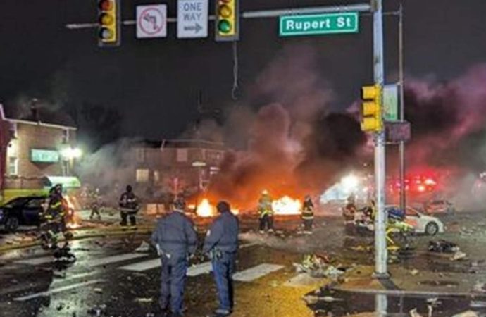 ستة قتلى على الأقل في تحطّم طائرة إسعاف فوق منازل قرب نيروبي