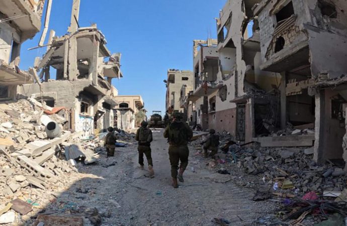 الدفاع المدنيّ في غزة قلق في شأن الإصابات والوفيات جراء إسقاط المساعدات