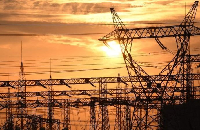 انقطاع التيار الكهربائيّ في العراق