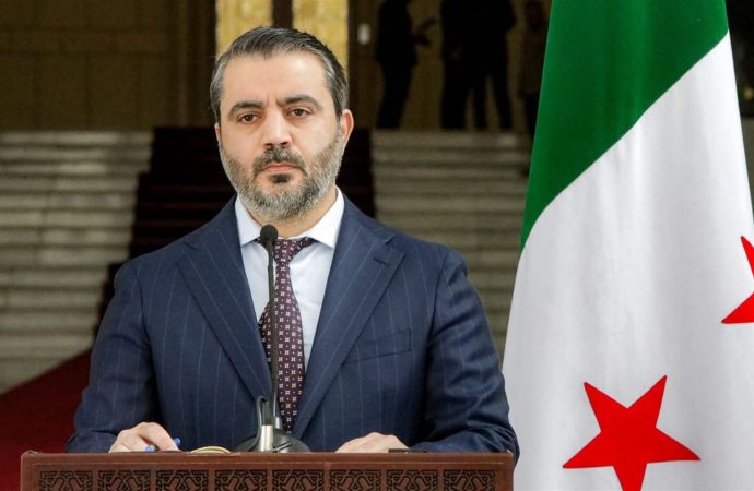 وزير الخارجية التركيّ: على مقاتلي وحدات حماية الشعب الكردية التوقف عن المماطلة