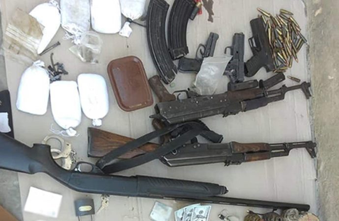 مديرية المخابرات: عمليات دهم وتوقيف بتهم مختلفة