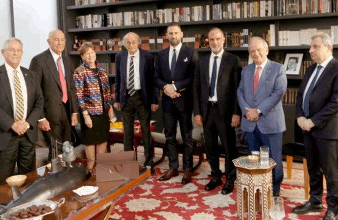 جنبلاط بحث في آخر المستجدات مع باراك والوفد الأميركيّ