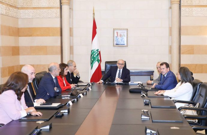 نواف سلام ترأس اجتماعا للجنة الوزارية المكلفة إصلاح القطاع العام وتحديثه