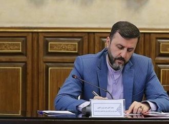 نائب وزير الخارجية الإيرانيّ: إيران لا تزال ملتزمة بالدبلوماسية