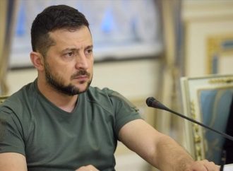 زيلينسكي يعلن مقتل ثمانية أشخاص وإصابة العشرات في الضربات الروسية على كييف