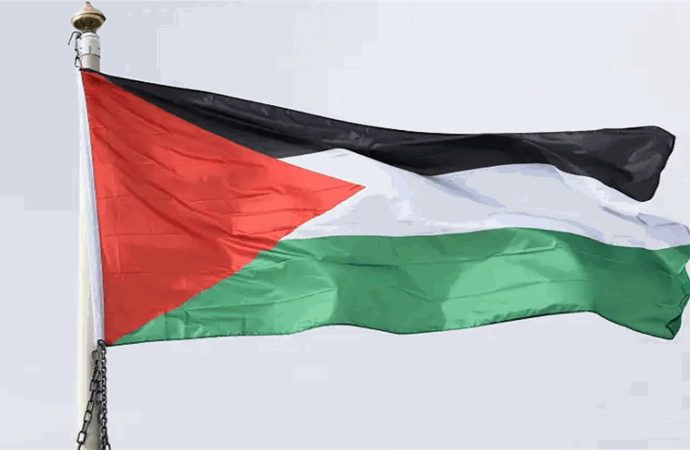 الرئاسة الفلسطينية: تسليم الدفعة الثانية من السلاح الموجود داخل المخيمات الفلسطينية في لبنان للجيش اللبناني