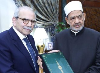 الرئيس سلام زار شيخ الأزهر في القاهرة وجدّد دعوته لزيارة لبنان