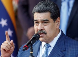 مادورو: “ليست هناك أيّ فرصة” لأن تغزو الولايات المتحدة فنزويلا