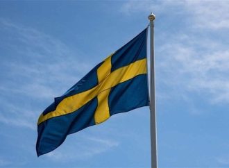 السويد تستدعي السفير الروسي احتجاجا على الهجوم على كييف