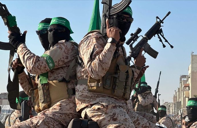 “حماس” أكّدت مقتل قائدها العسكريّ في غزة