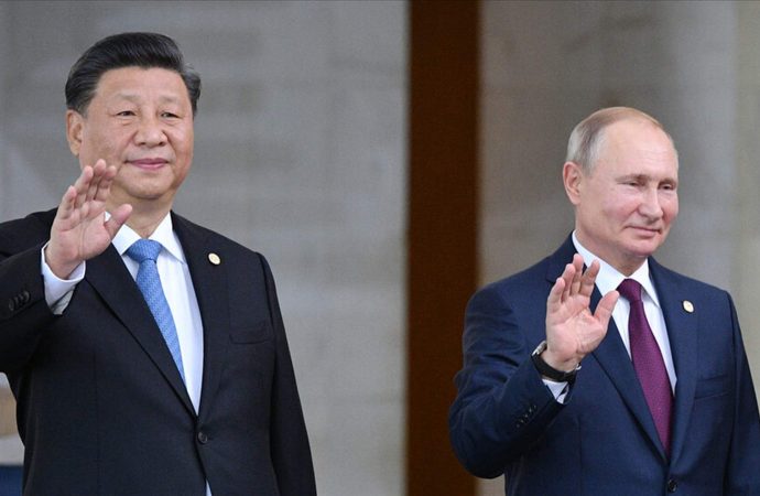 مسؤول: بوتين وشي بحثا الإتصالات بين روسيا وأميركا