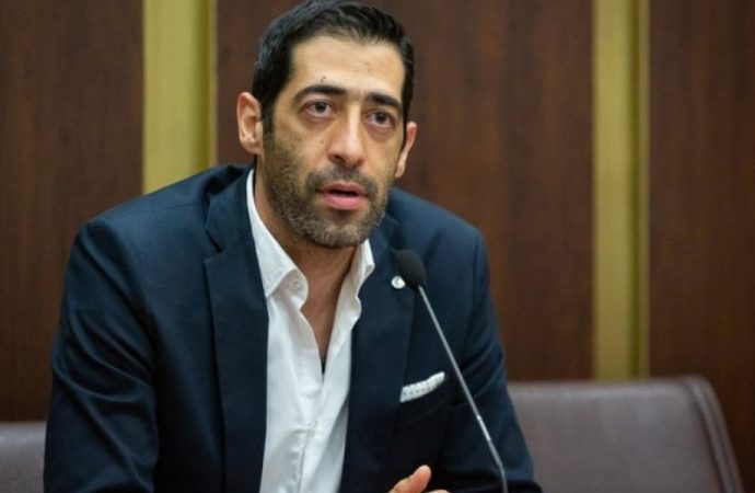 حنكش: نشعر أننا بدأنا نحقق ما حلم به البشير