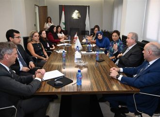 جابر يستكمل اجتماعات العمل لمعالجة الأثر المترتّب على الرواتب وإلتقى المدير التنفيذي للبنك الدولي