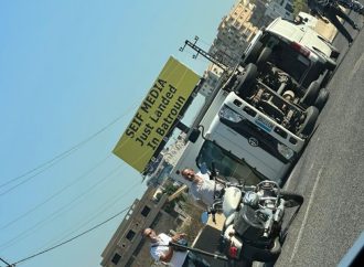 انقلاب شاحنة في البترون